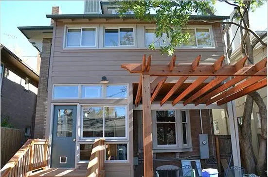 Slide of Pinnacle Home Exteriors