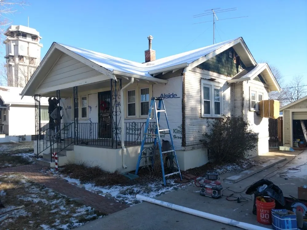 Slide of Pinnacle Home Exteriors