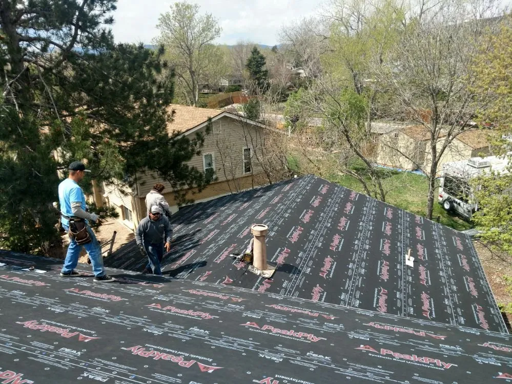 Slide of Pinnacle Home Exteriors