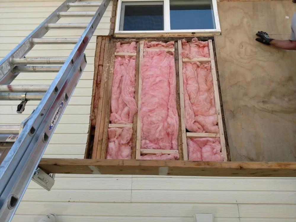 Slide of Pinnacle Home Exteriors