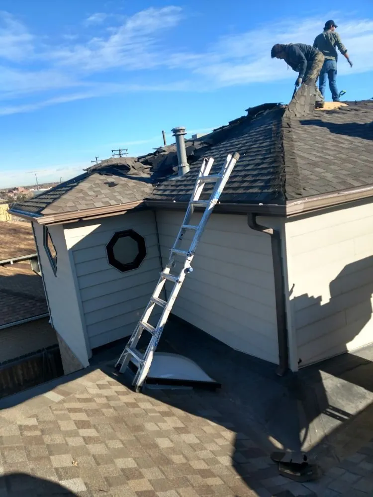 Slide of Pinnacle Home Exteriors