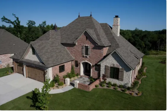 Slide of Pinnacle Home Exteriors