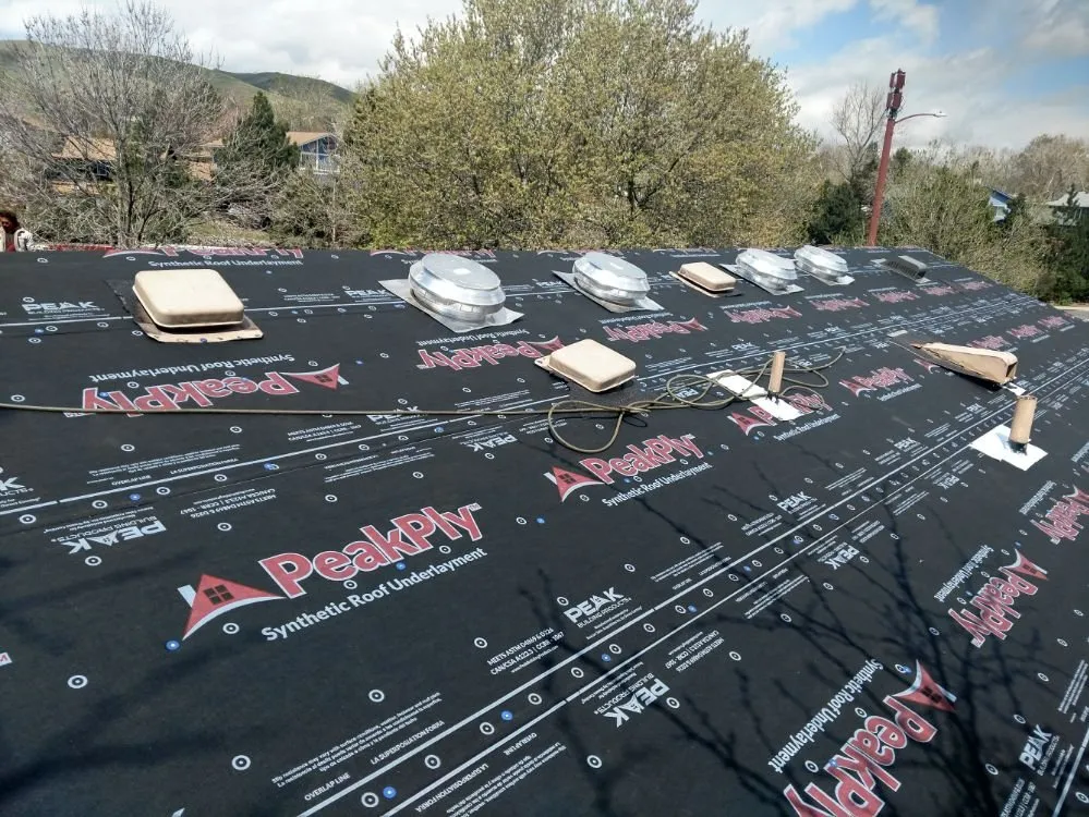 Slide of Pinnacle Home Exteriors