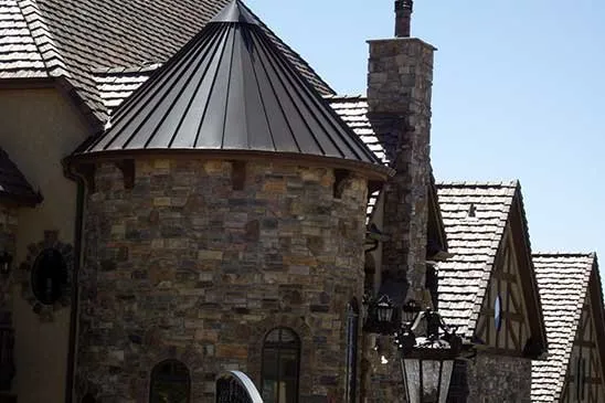 Slide of Pinnacle Home Exteriors