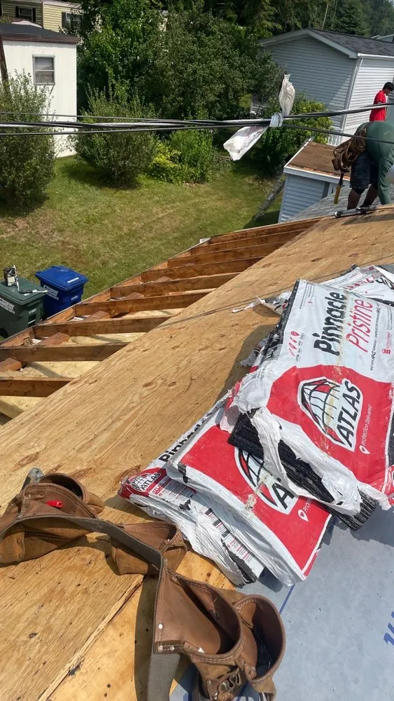 Slide of Pinnacle Home Improvement