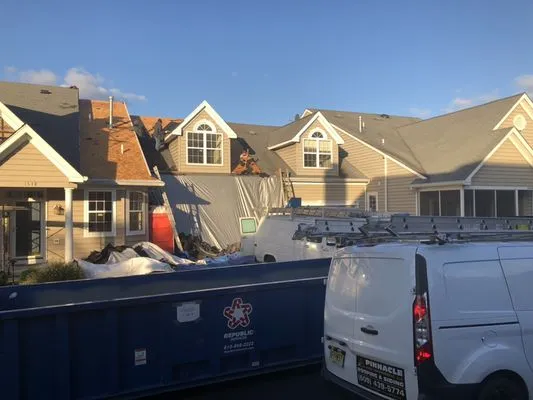 Pinnacle Home Improvement Logo