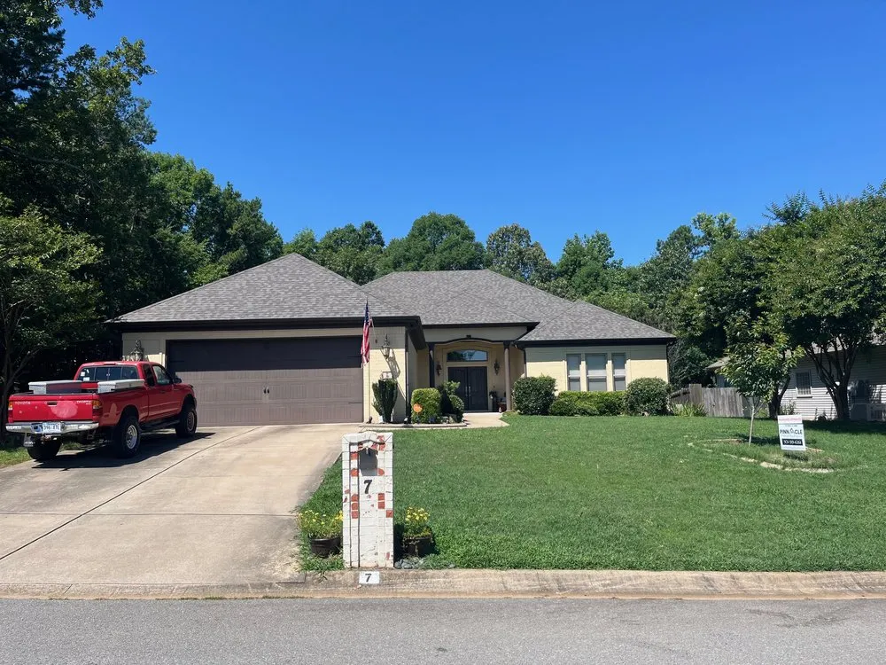 Slide of Pinnacle Point Roofing