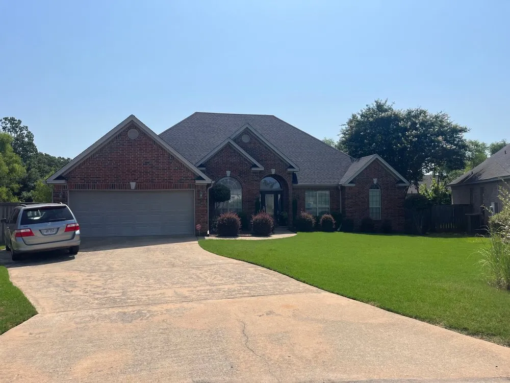 Slide of Pinnacle Point Roofing