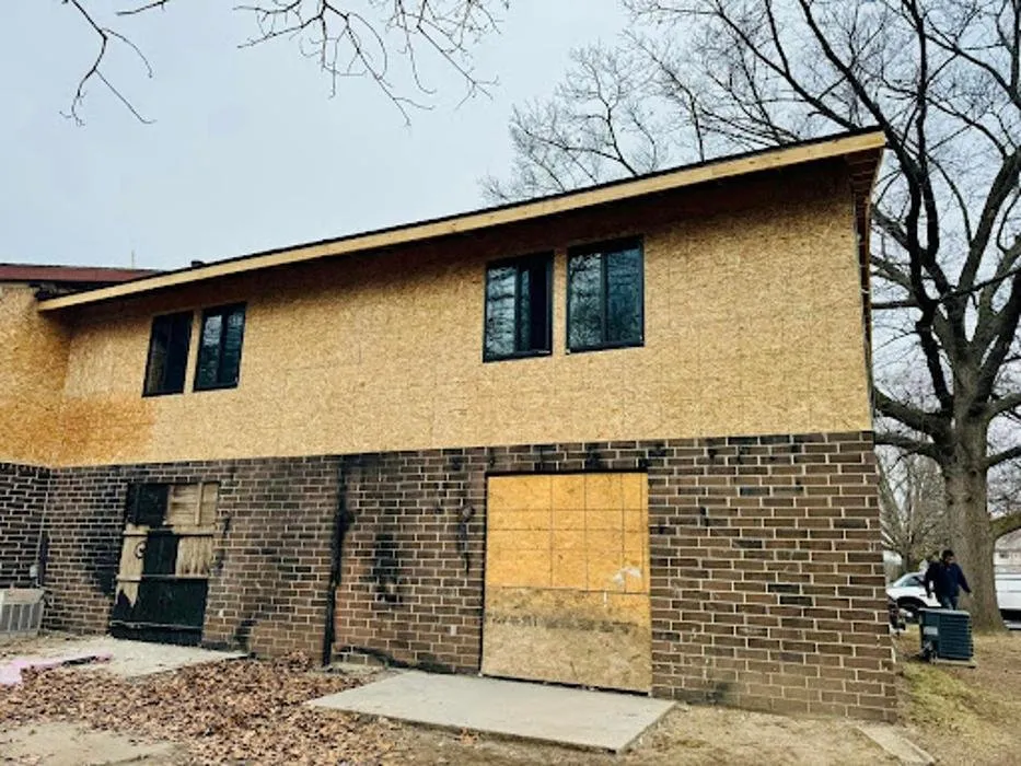 Slide of Pinnacle Roofing & Construction