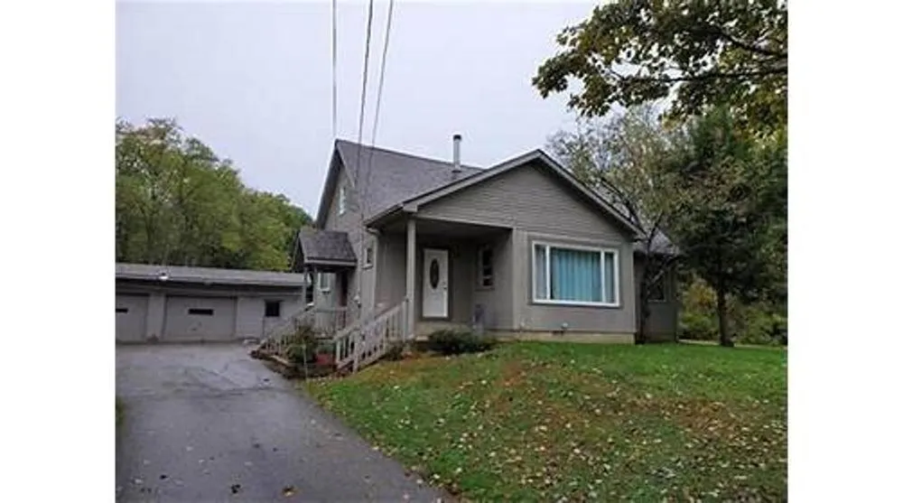 Slide of Pinnacle Roofing & Construction