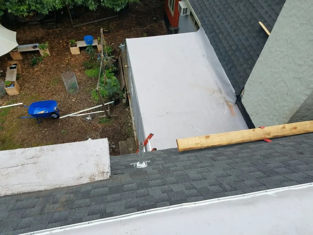 Slide of Pinnacle Roofing & Construction