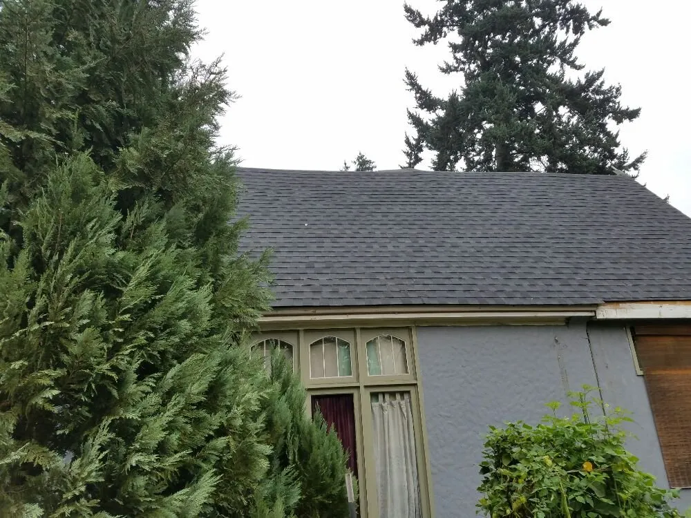 Slide of Pinnacle Roofing & Construction