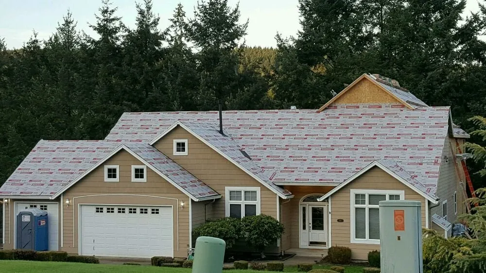 Slide of Pinnacle Roofing & Construction