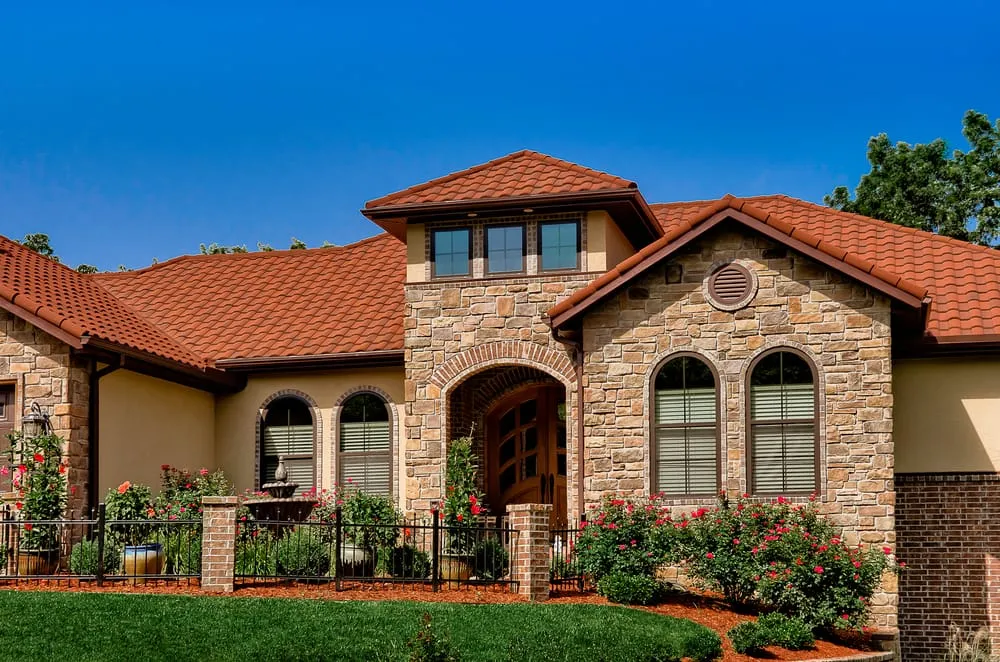 Slide of Pinnacle Roofing & Construction