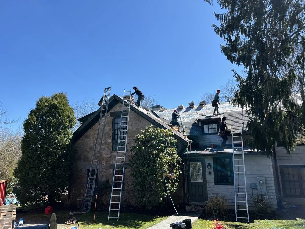 Slide of Pinnacle Roofing & Skylights