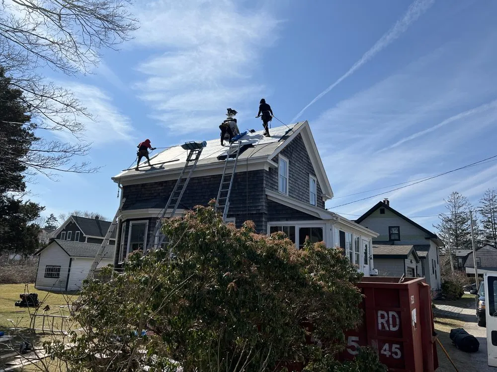 Slide of Pinnacle Roofing & Skylights