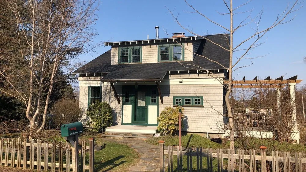 Slide of Pinnacle Roofing & Skylights