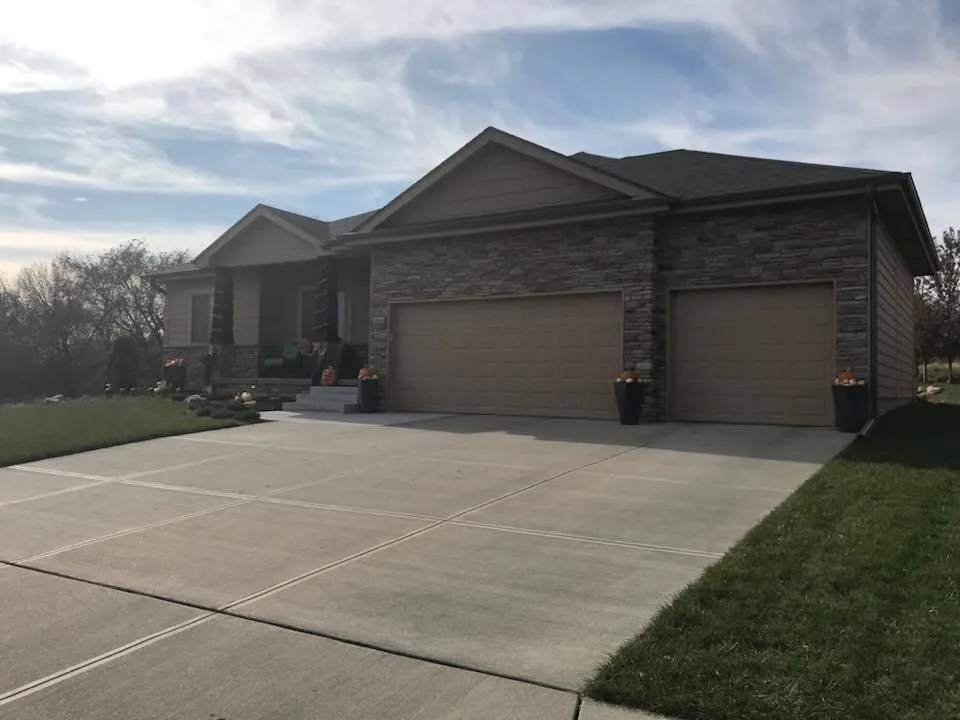 Slide of Pinnacle Roofing