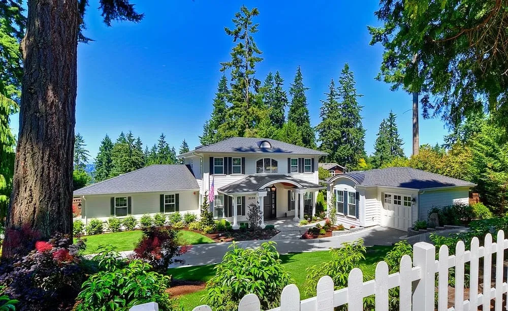 Slide of Pinnacle Roofing Professionals