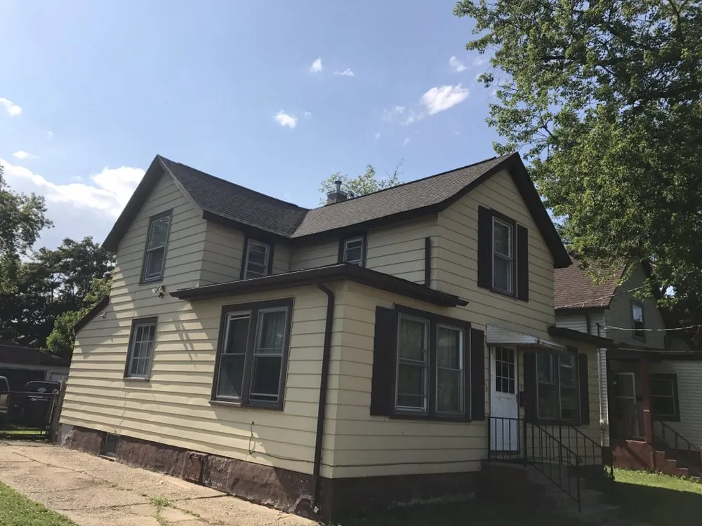 Slide of Pioneer Remodeling Group