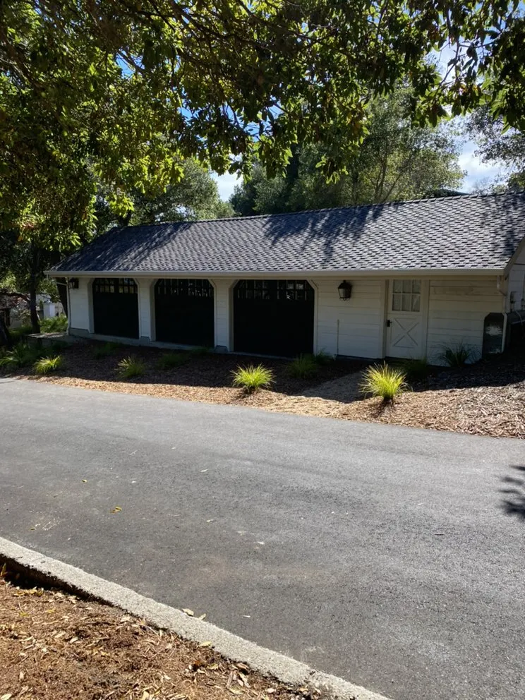 Slide of Pio’s  Roofing                