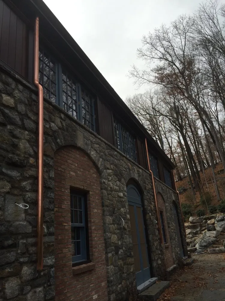 Slide of Pirveli Construction Group