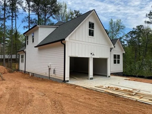 Top-rated flat roof repair in Williamson, GA by Pitch Perfect Roofing and Gutters