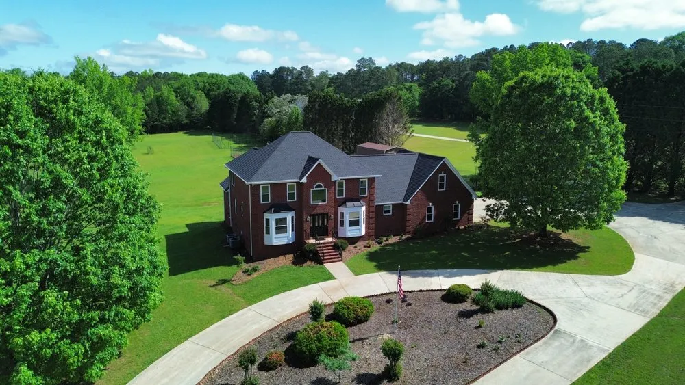 Top-rated roof repair same-day service in Williamson, GA by Pitch Perfect Roofing and Gutters