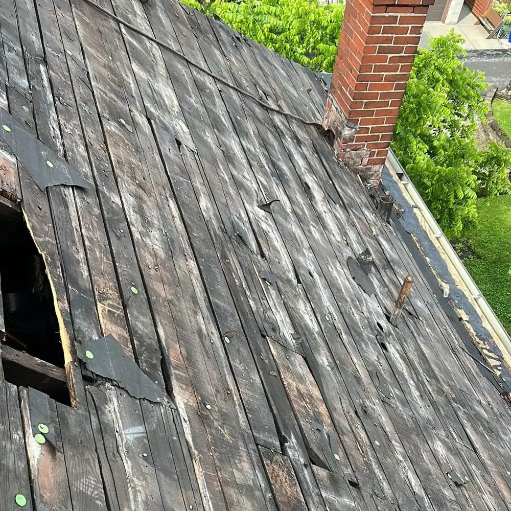Trusted residential roofing service experts serving Venetia, PA - Pittsburgh Home Renovation