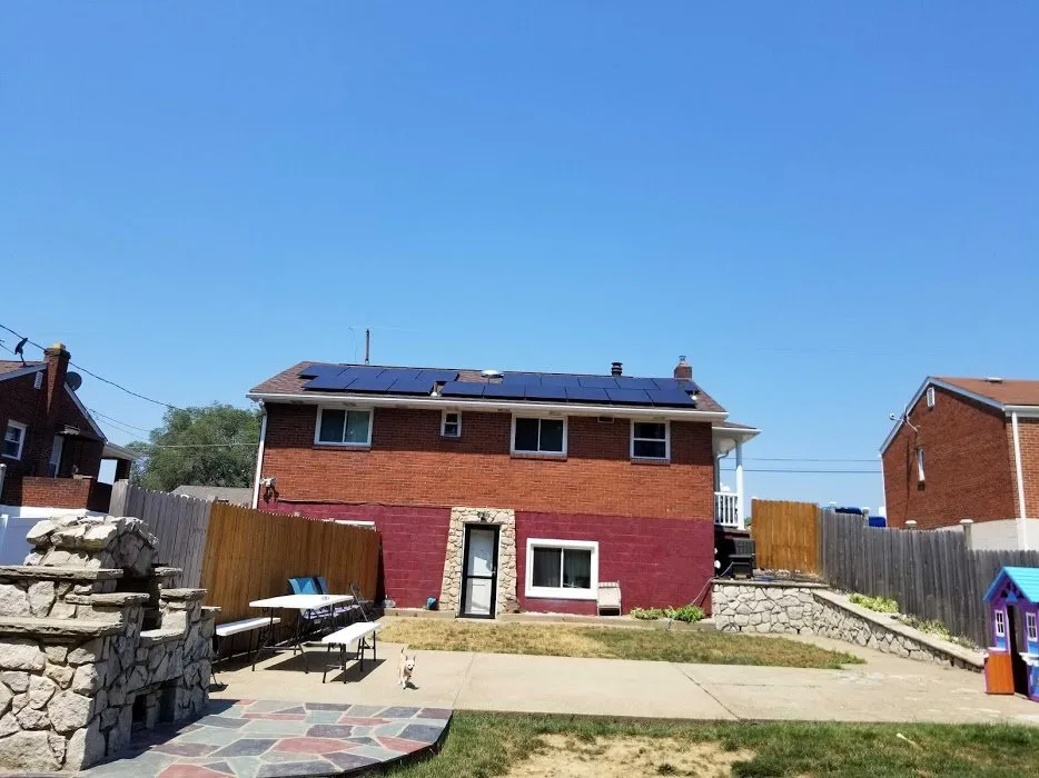 Slide of Pittsburgh Solar