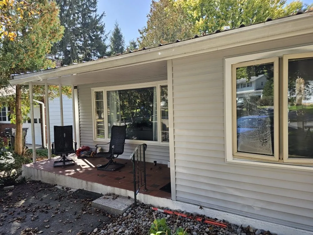 Slide of Pittsleys Restorations