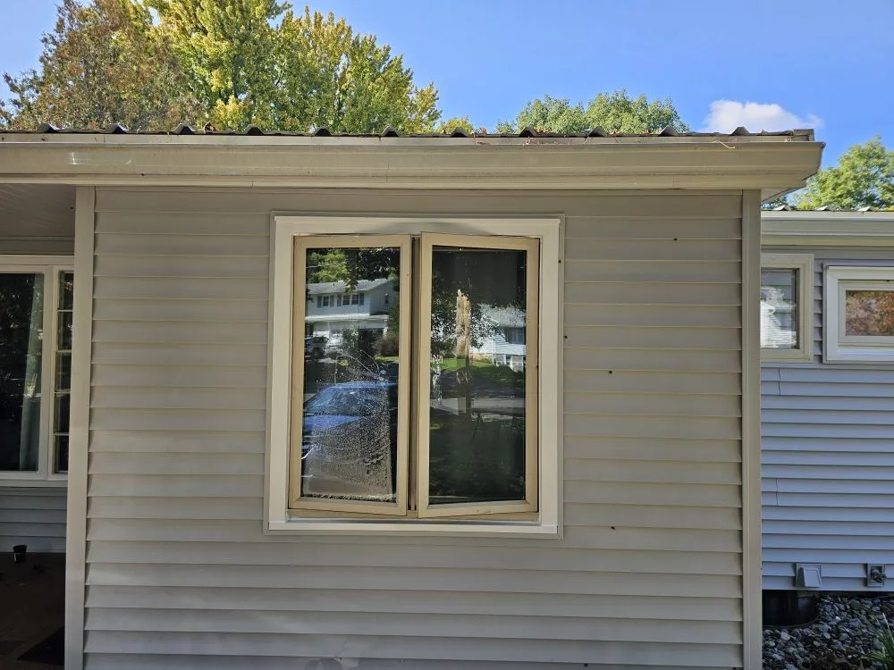 Slide of Pittsleys Restorations