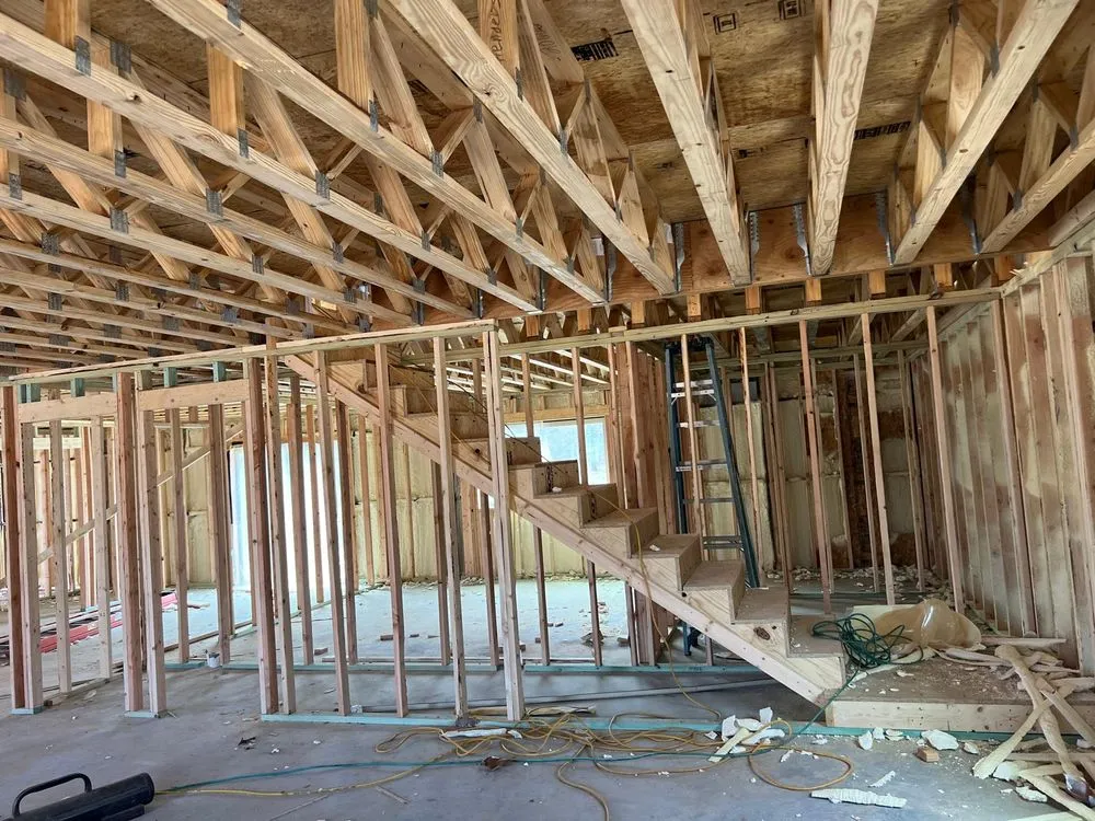 Slide of Pizano Construction And More Roofing