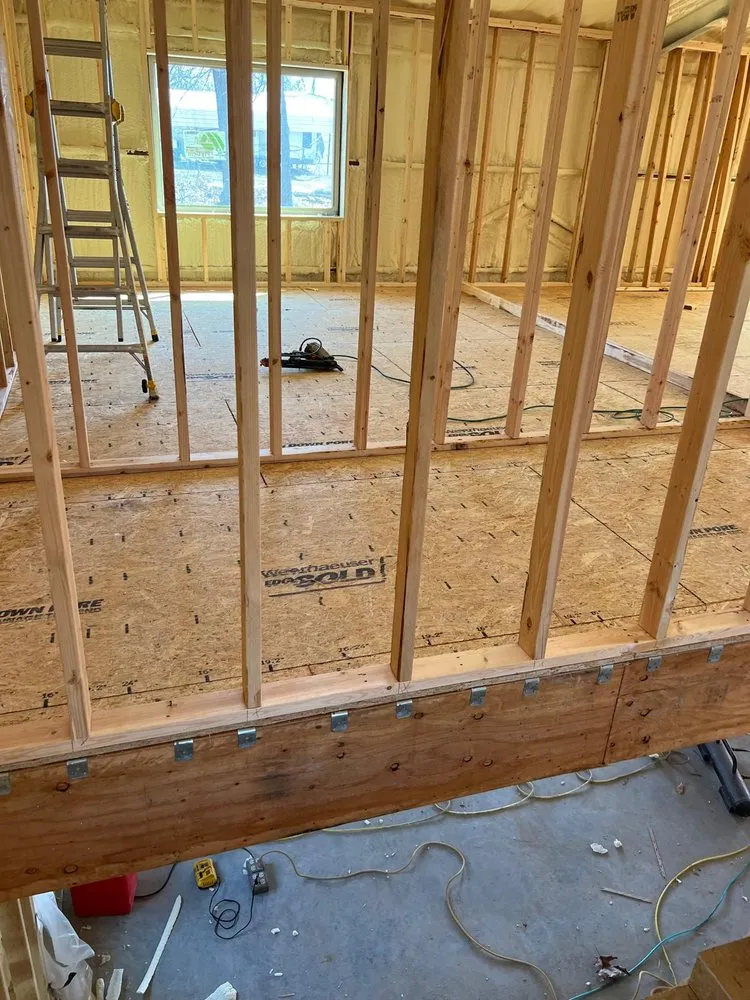 Slide of Pizano Construction And More Roofing