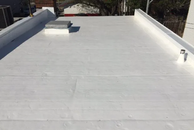 Reliable flat roof repair experts serving St. Louis, MO - Placke Roofing & Construction