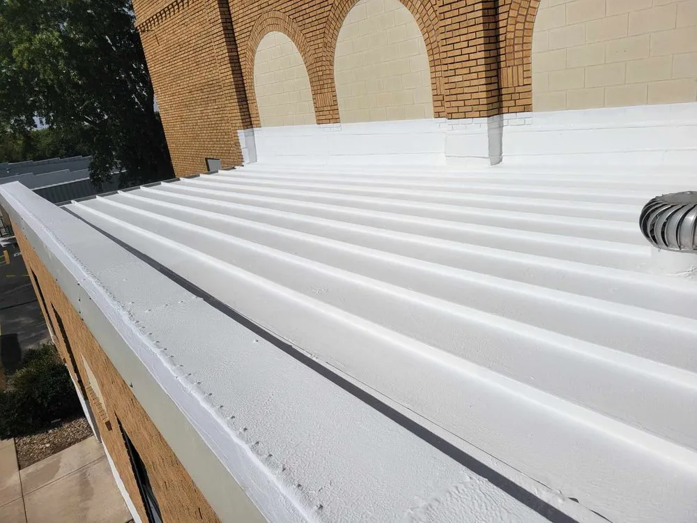 Licensed roof inspection for fast service across Ridgeway, MO - Planks Roofing and Coating