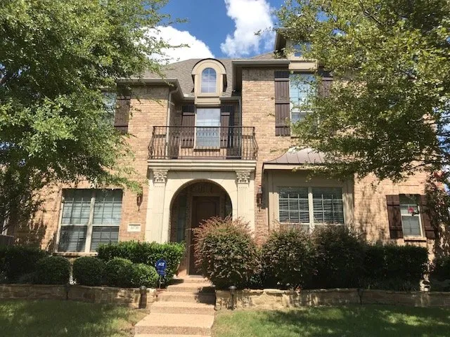 Slide of Plantara Roofing and Construction