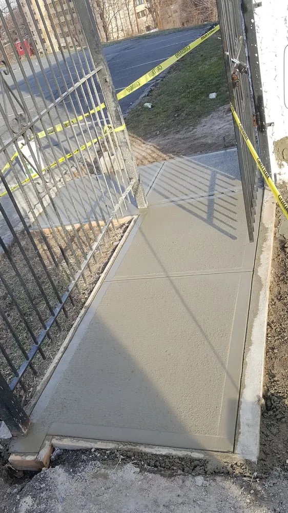 Slide of Platinum Brick And Block