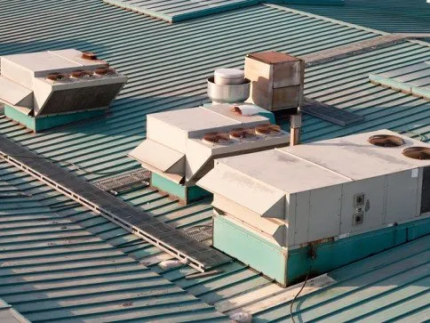 Slide of Platinum Builders