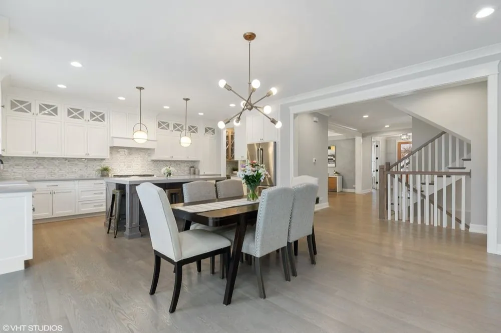 Slide of Platinum Builders