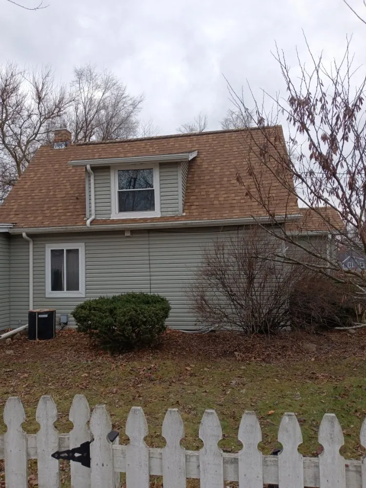 Slide of Platinum Quality Roofing & Siding