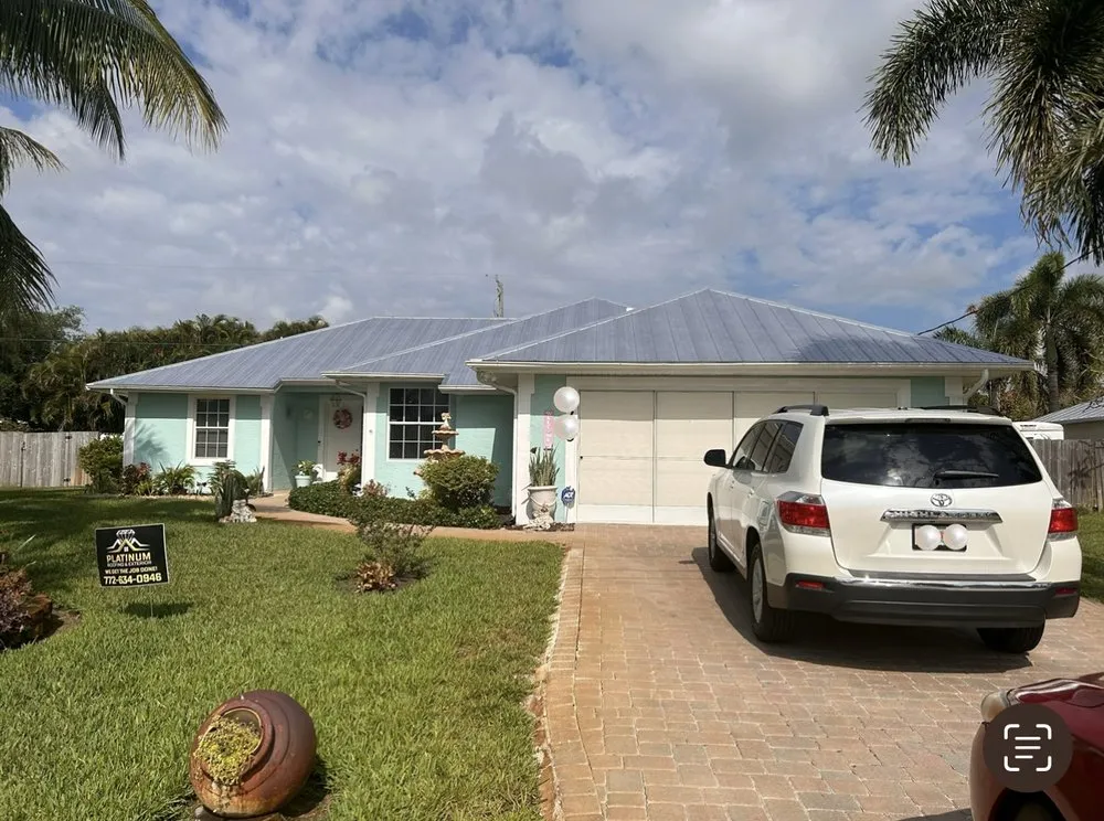 Professional flat roof repair experts serving Port St. Lucie, FL - Platinum Roofing & Exterior