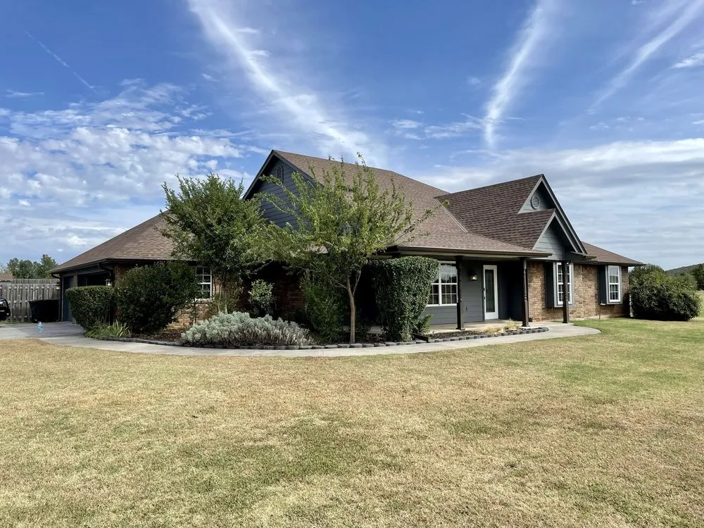 Slide of Pledge Roofing and Construction
