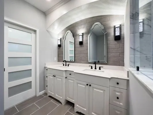 PlusOne Construction Logo