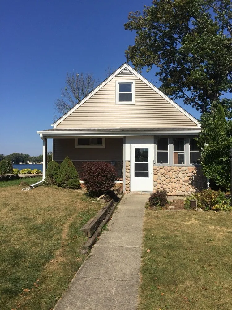 Slide of PM Construction And Restoration