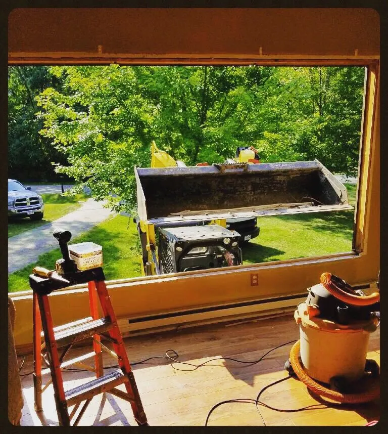 Slide of PM Construction And Restoration