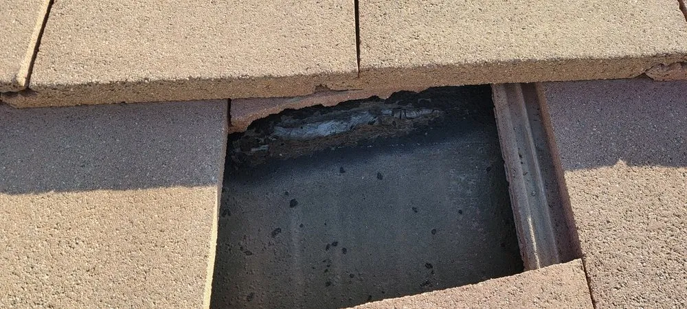 Slide of P&M Roofing