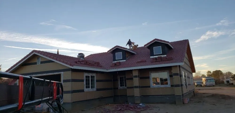 Slide of P&M Roofing