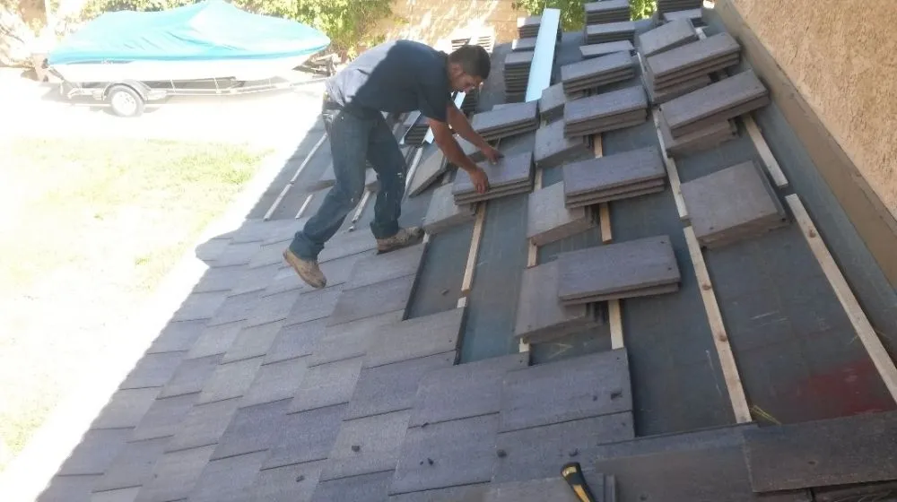 Slide of P&M Roofing