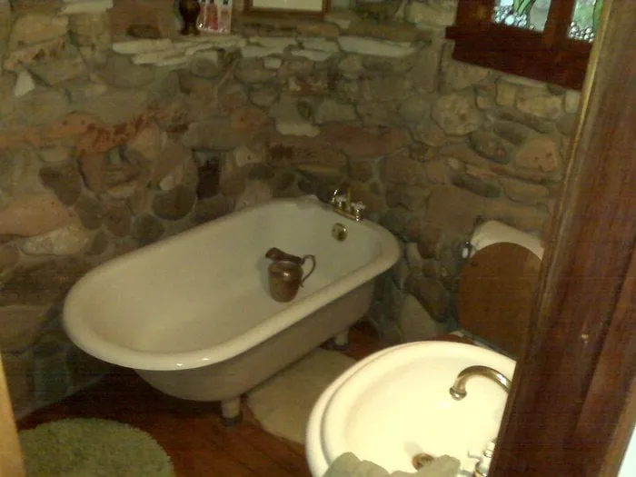 Slide of P&M Roofing